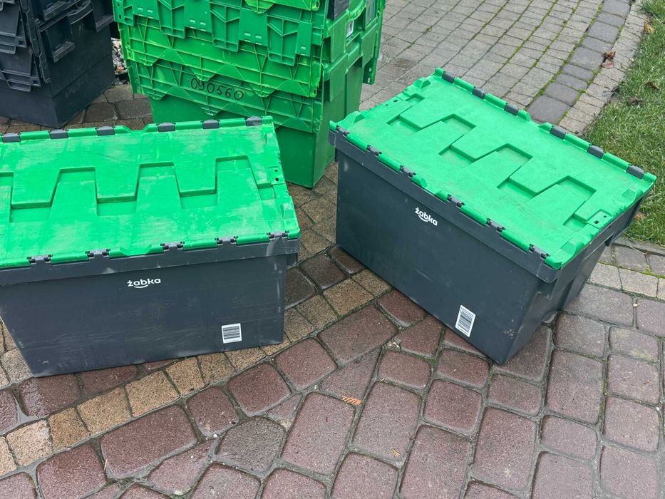 Plastikowy pojemnik z pokrywą 600x400x365 mm