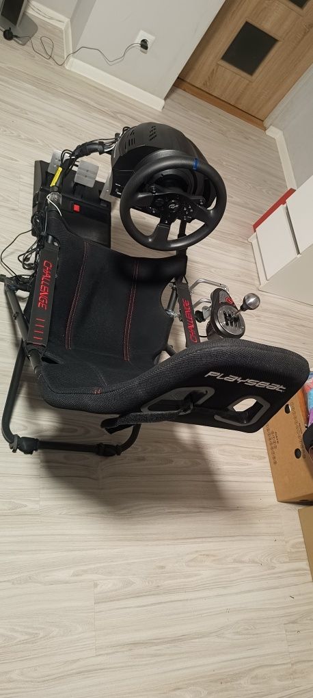 Kierownica Thrustmaster T300RS