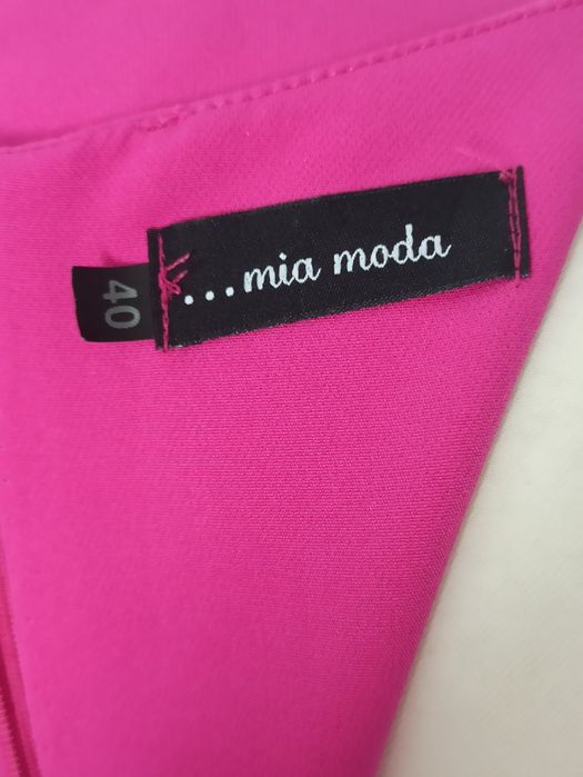 Śliczna sukienka 40 Mia Moda