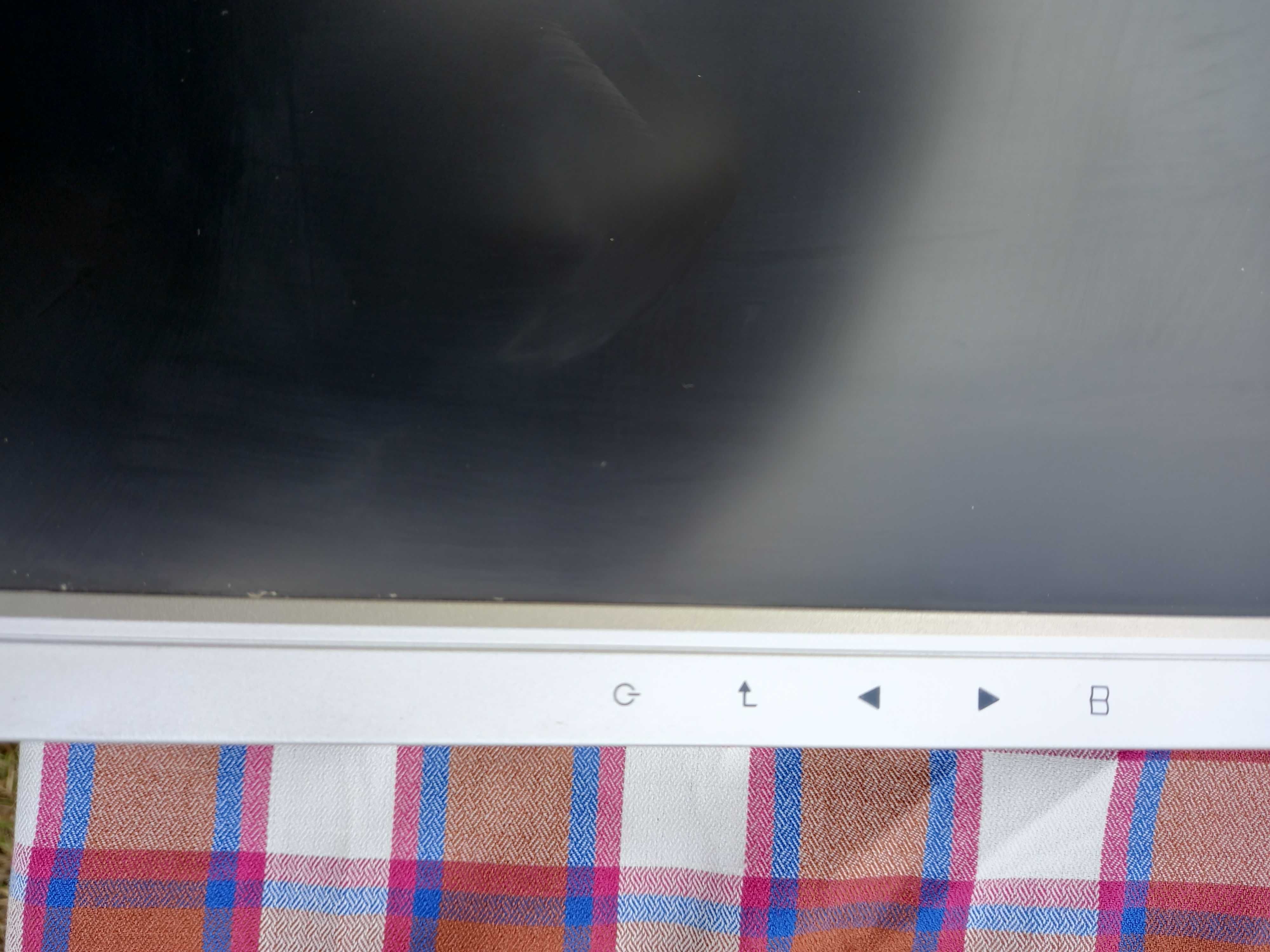Monitor komputerowy LG