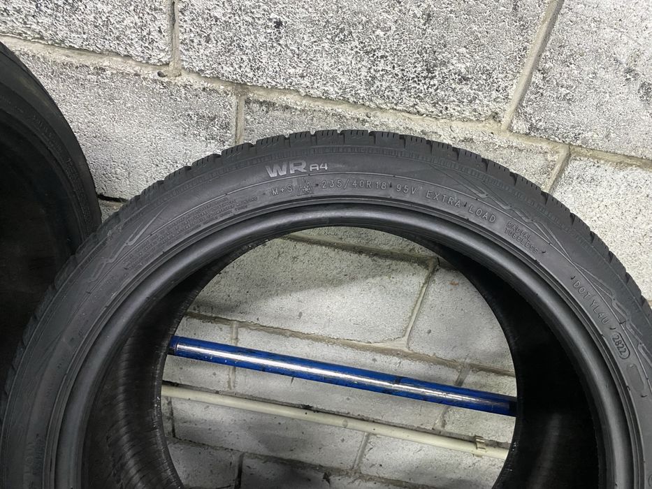 Зимові шини 235/40 R18 (95V) NOKIAN