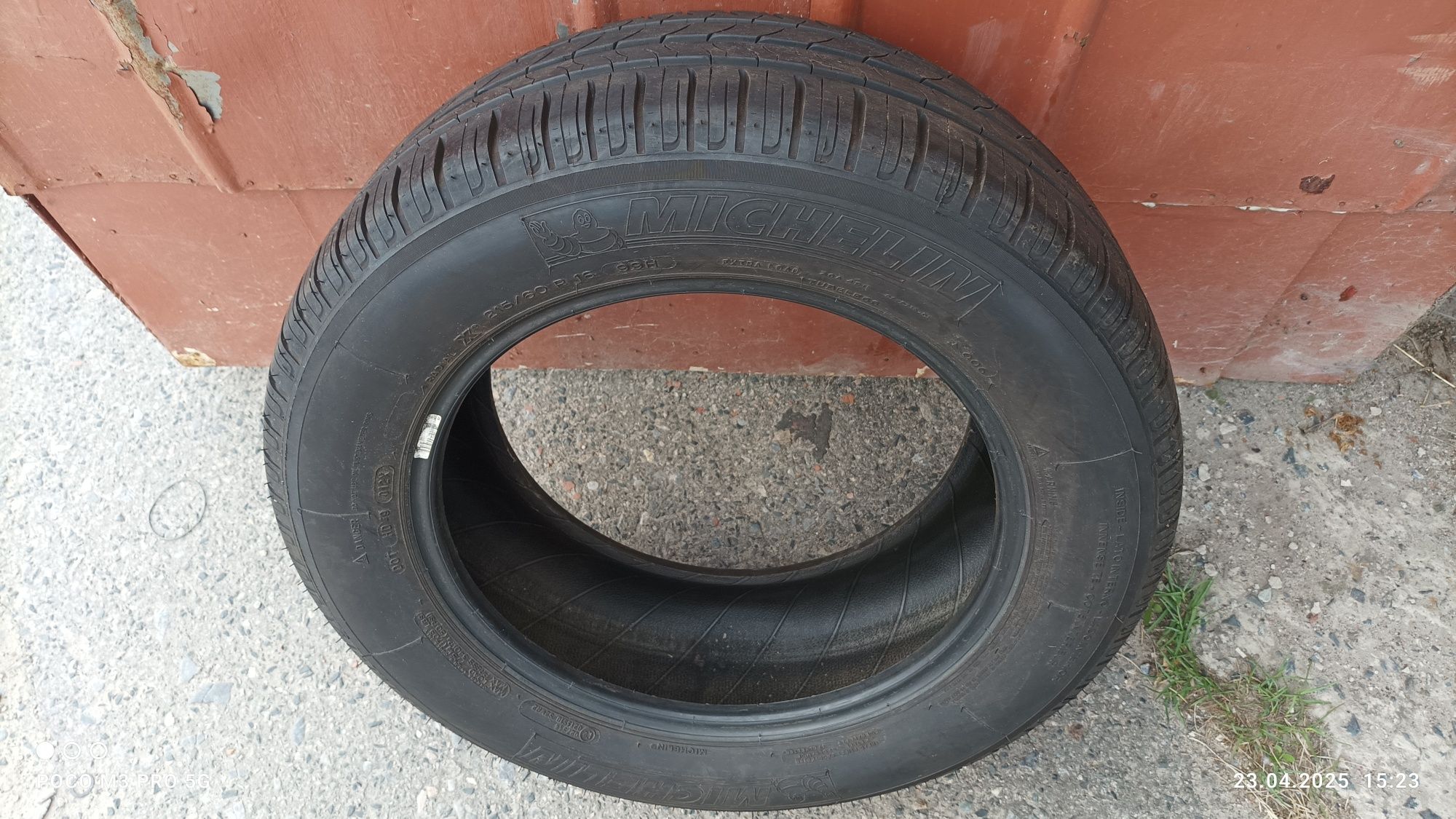 Продам одиночные шины R 16