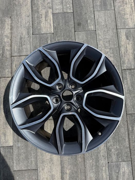 Felga aluminiowa Skoda OE KAROQ 8.0&quot; x 19&quot; 5x112 ET 45