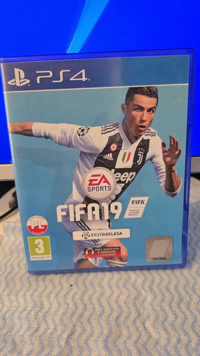 Fifa 19 ps4 wersja pl