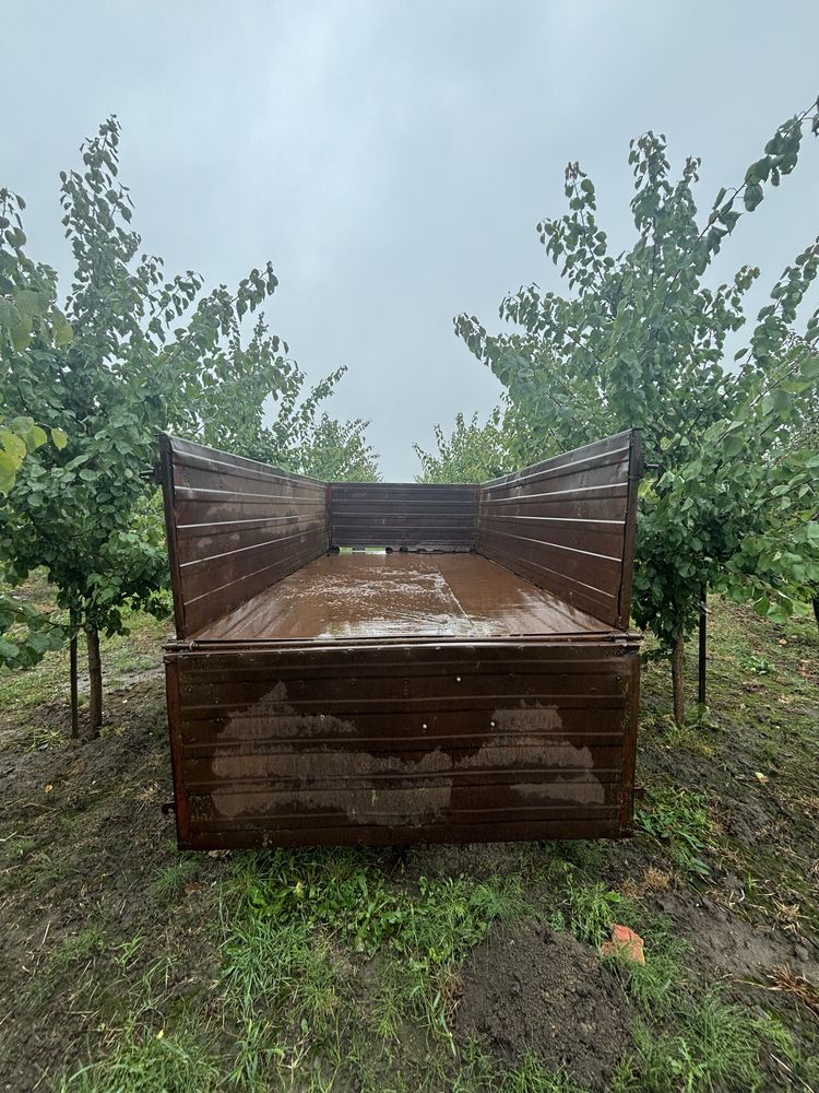 Продам прицеп для трактора Птс1