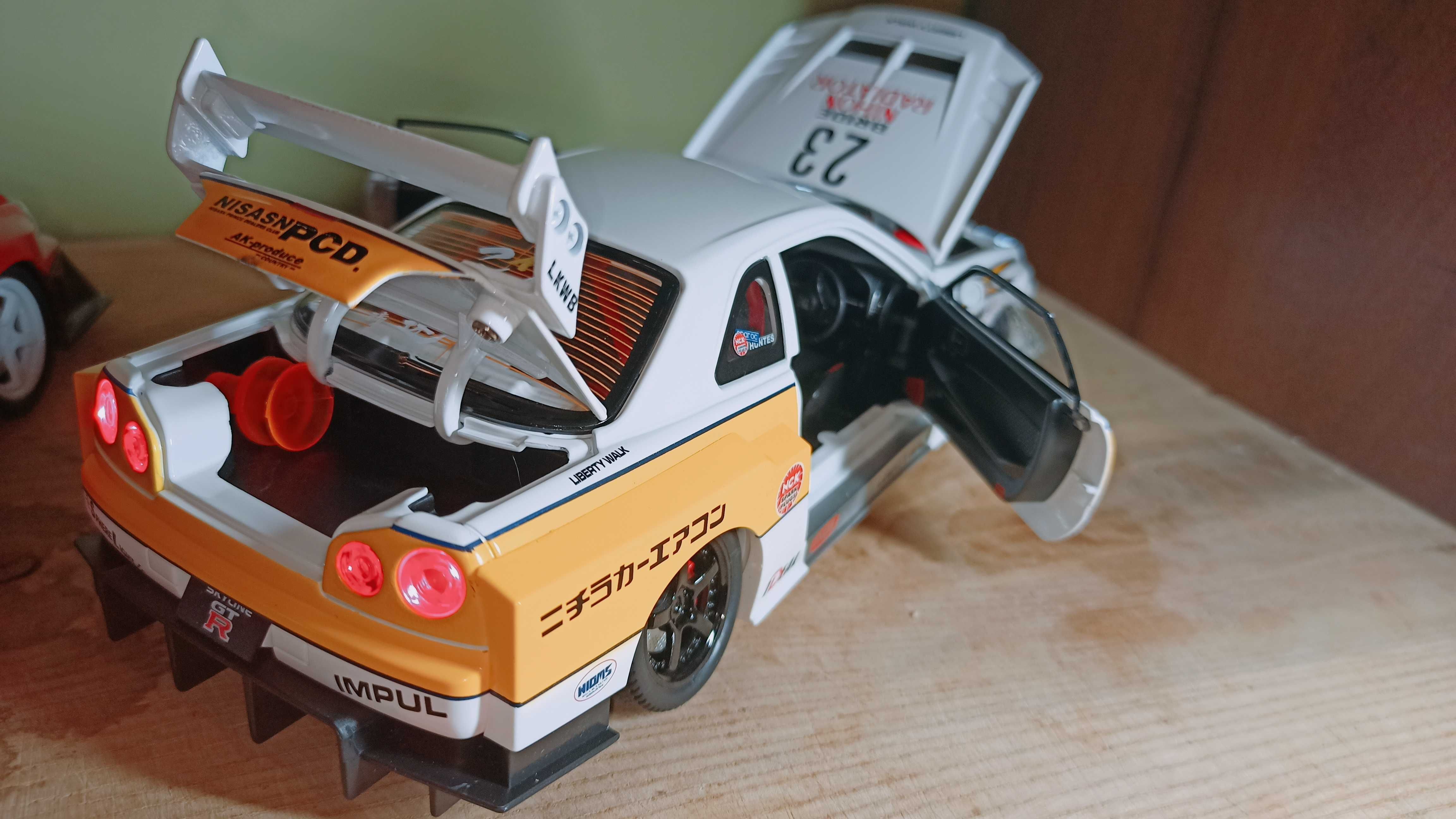 Nissan Skyline GT-R R34 Модель 1:24 розмір як у Jada