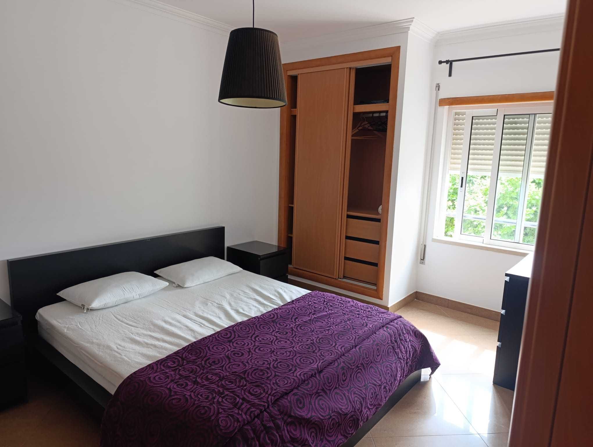 Apartamento p/ férias T3 + Terraço e BBQ + Lugar de garagem