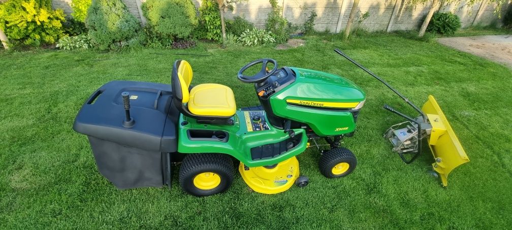 Traktorek kosiarka john deere x305r Najnowszy  model idealny.