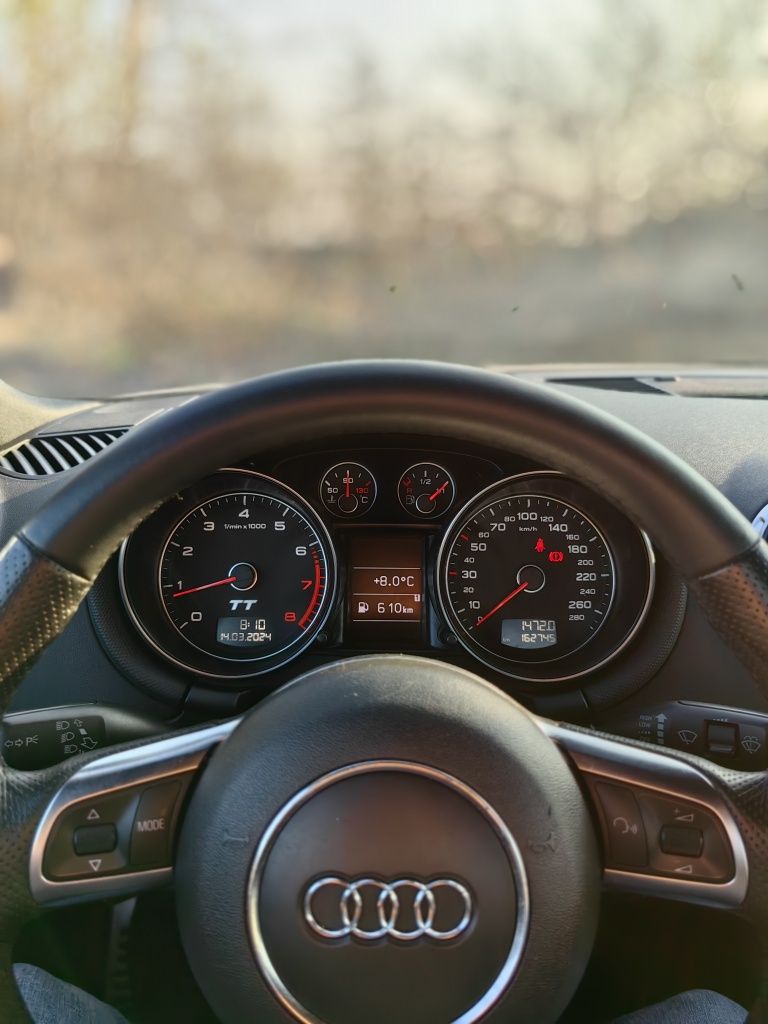 Audi TT 8j  pełen pakiet s line 2011 rok 211 KM
