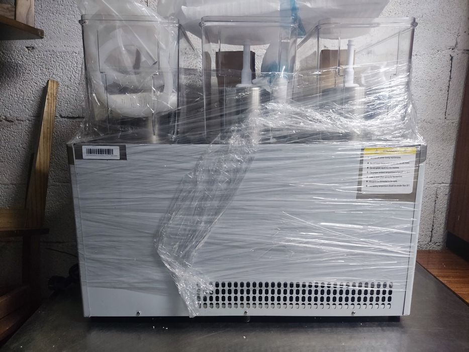 Máquina nova de Granizados com 3 cubas