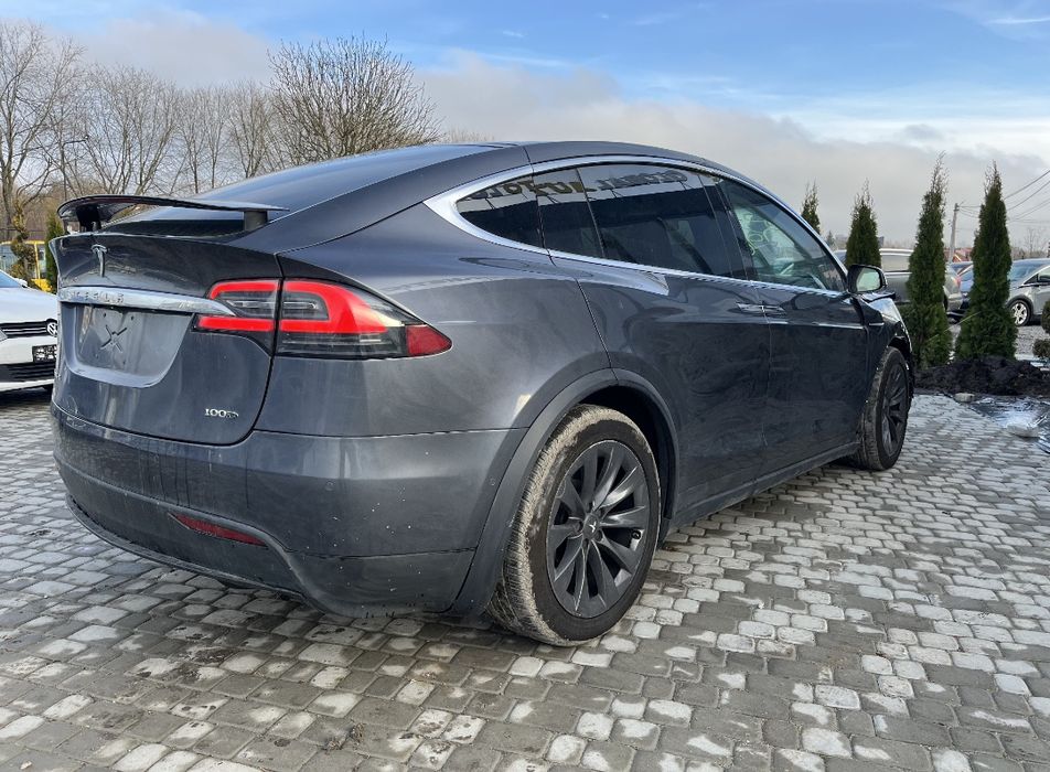 Tesla model X 2018p 100d