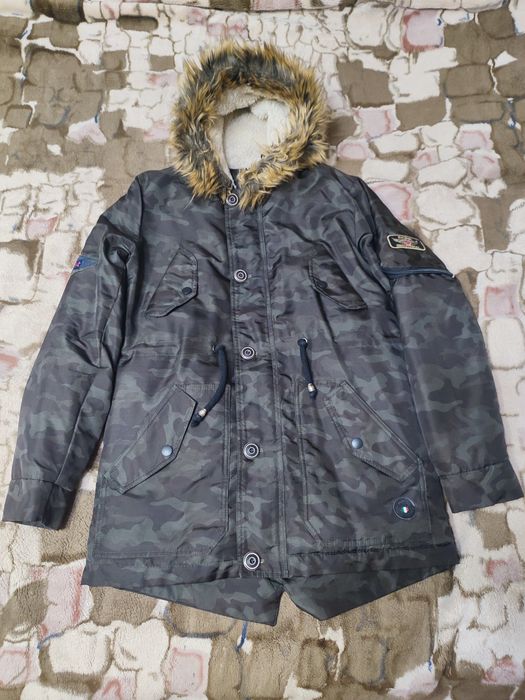 Куртка , курточка , Аляска Military  с капюшоном  М