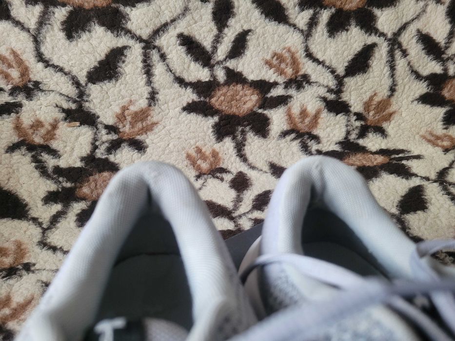 Super lekkie buty biegania trening UA Charged Pursuit 3 wkł.28,5 cm