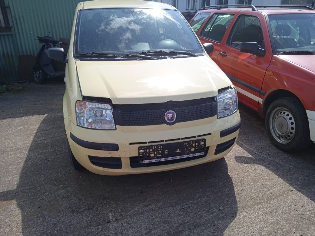 Fiat Panda II  nr.lak 541 części blacharskie silnik skrzynia