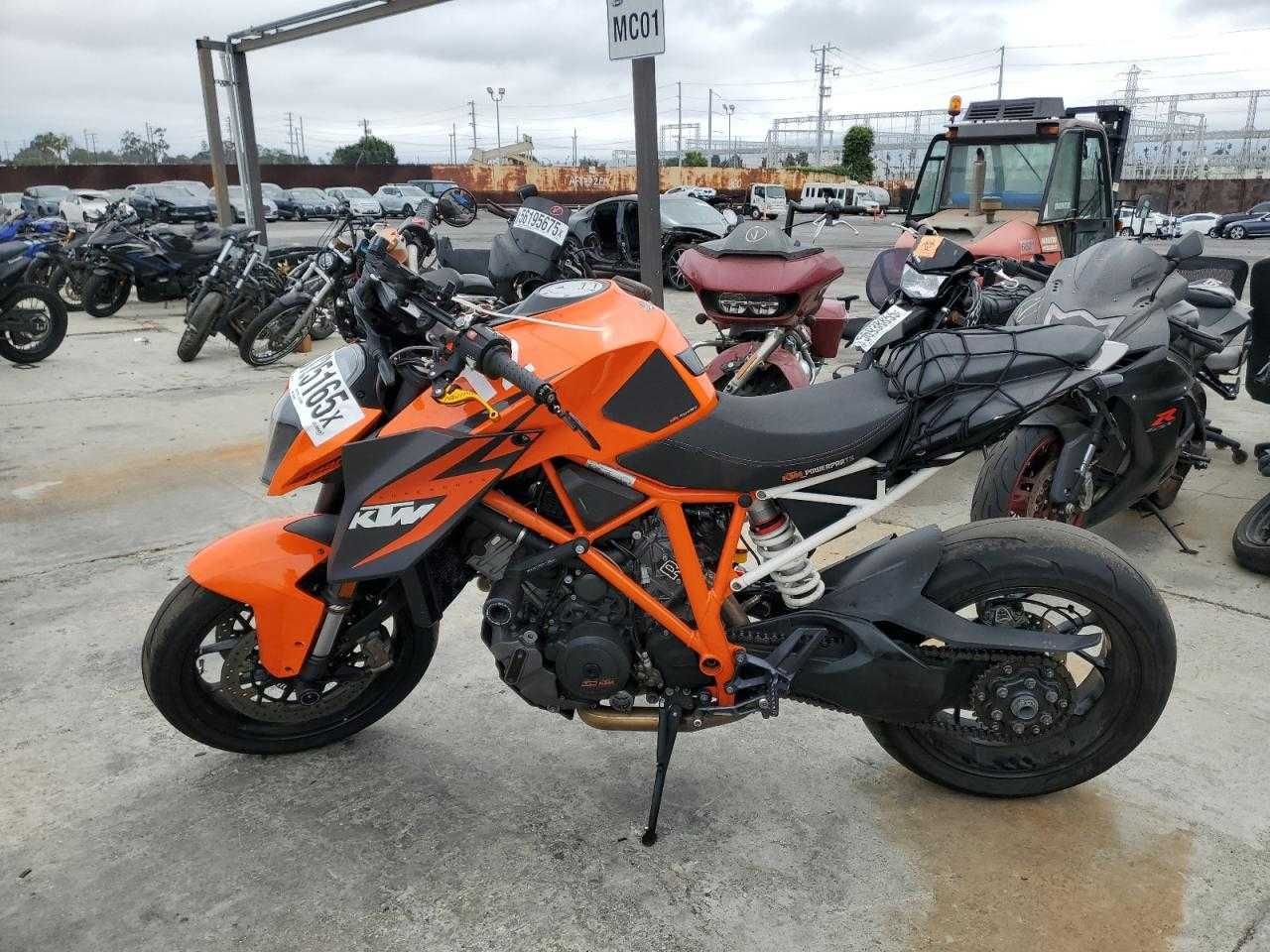 2014 KTM 1290 SUPER DUKE R