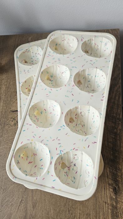 Foremki na muffinki pisanki wielkanoc