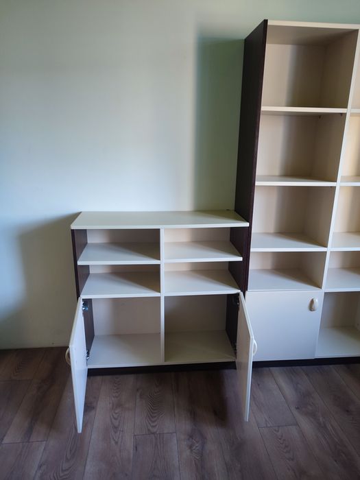 Zestaw mebli w bardzo dobrym stanie