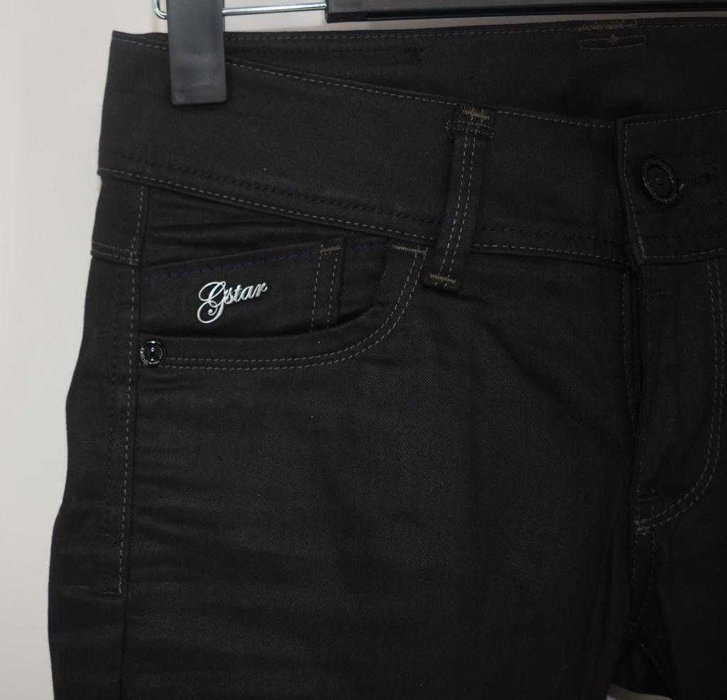 Woskowane jeansy G-star Raw 28/32 z niskim stanem