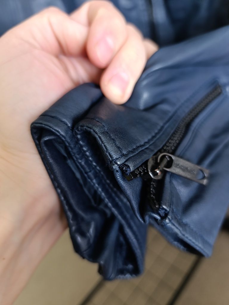 Мужская кожаная куртка косуха strellson anvers leather jacket