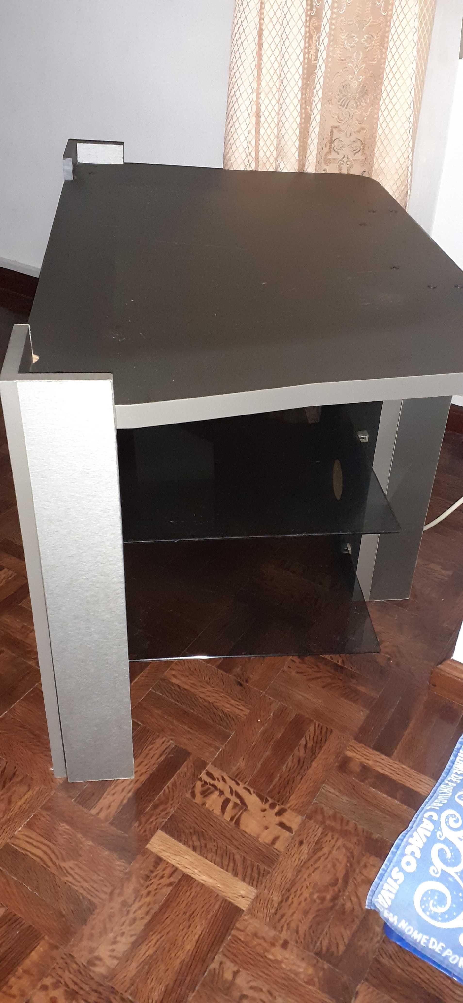 Mesa base para TV