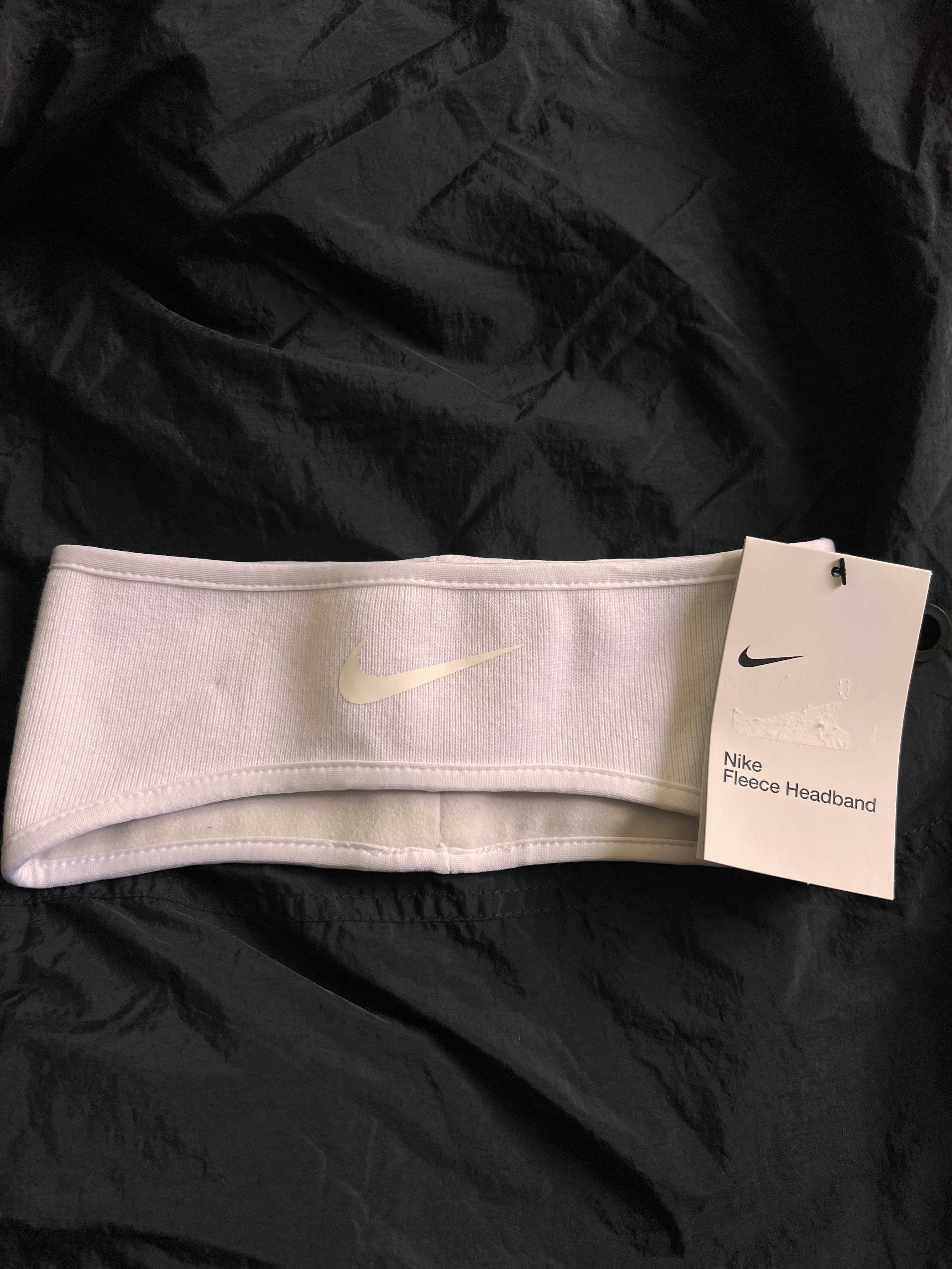 Пов'язка на голову Nike на флісі