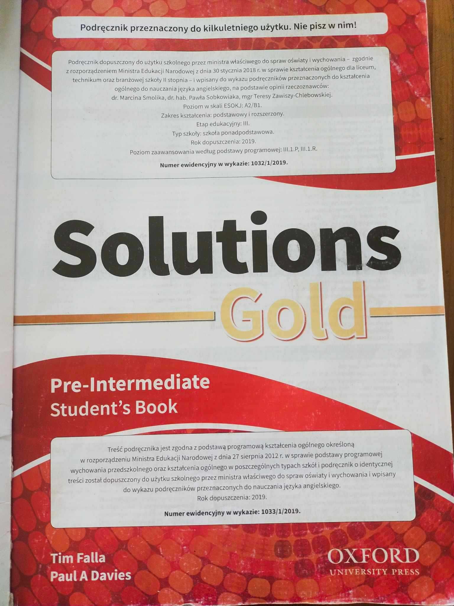 Solutions Gold Pre-intermediate