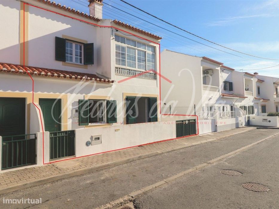 Moradia T2+1 de 85m2 com garagem e quintal- Alagoachos - Vila Nova ...