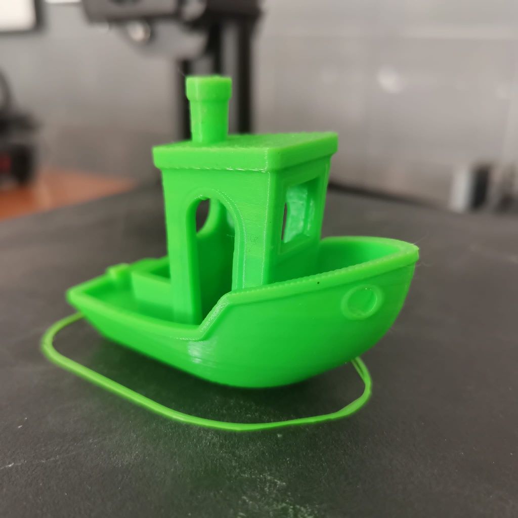 Impressora 3D Creality Ender 3 Pro com CRTouch