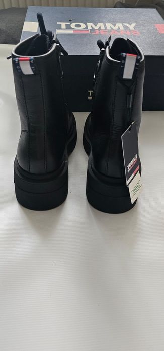 Nowe botki Tommy Hilfiger roz.36, Wawa