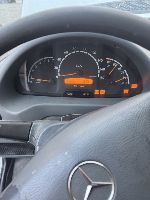 Mercedes-Benz Sprinter 2005