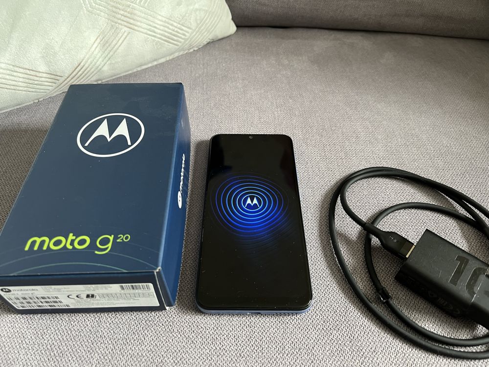 Motorola G20 komplet pudełko ekran bez rys stan bdb 4GB RAM 64GB ROM