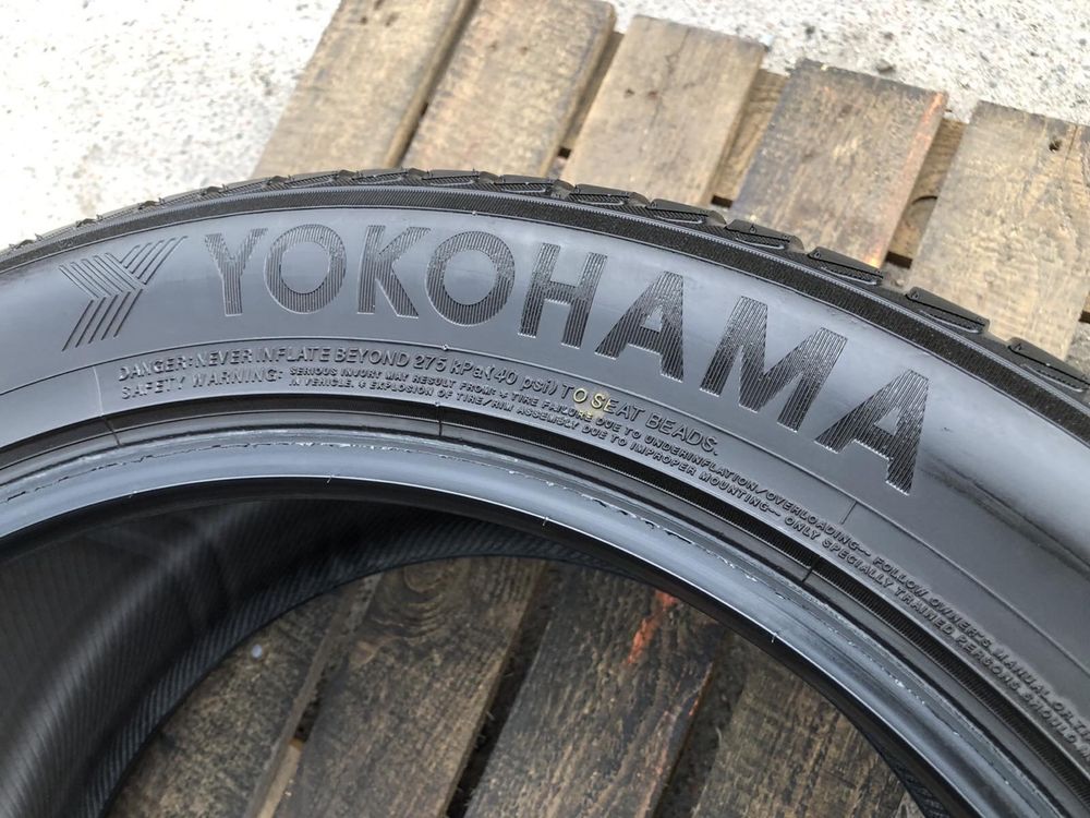 Шини Yokohama BluEarth Winter V905 315/40 R21 пара