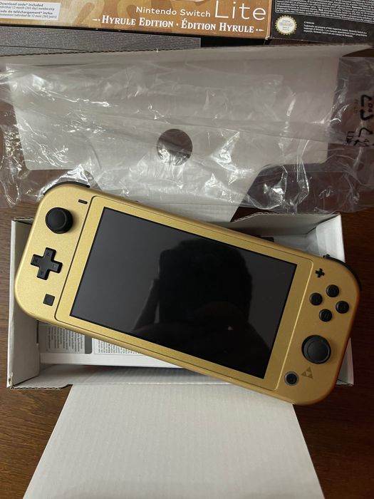 Nintendo Switch Lite Hyrule edition