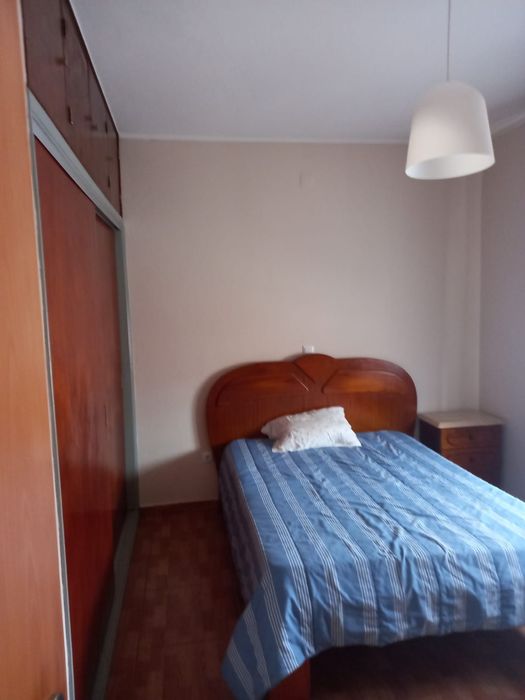 Aluga se t2  na vila da Vieira