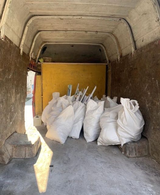 ВЫВОЗ веток листья мешков строительного мусора Вивіз сміття Утилизация