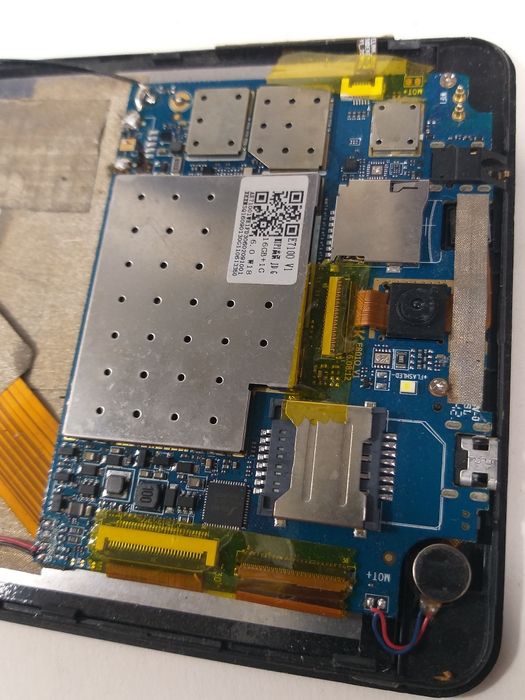 Планшет Nomi Corsa C070010  (4 LTE Pro  (4G 16Gb