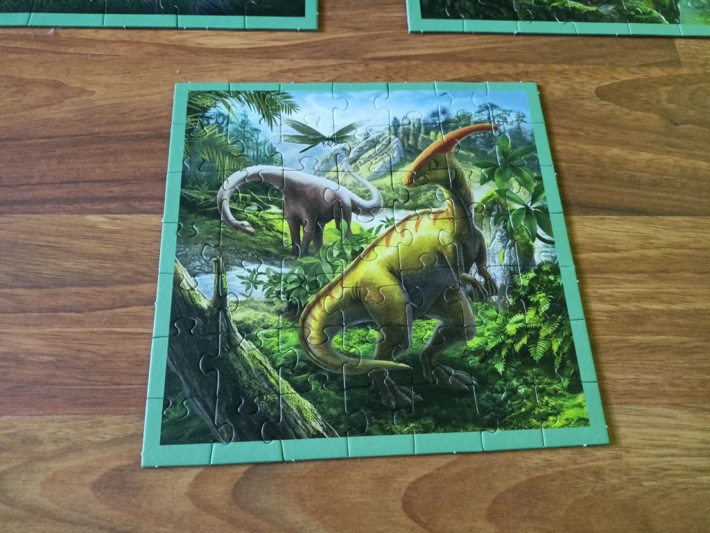 Puzzle . Dinozaury 3w1. Stan idealny.