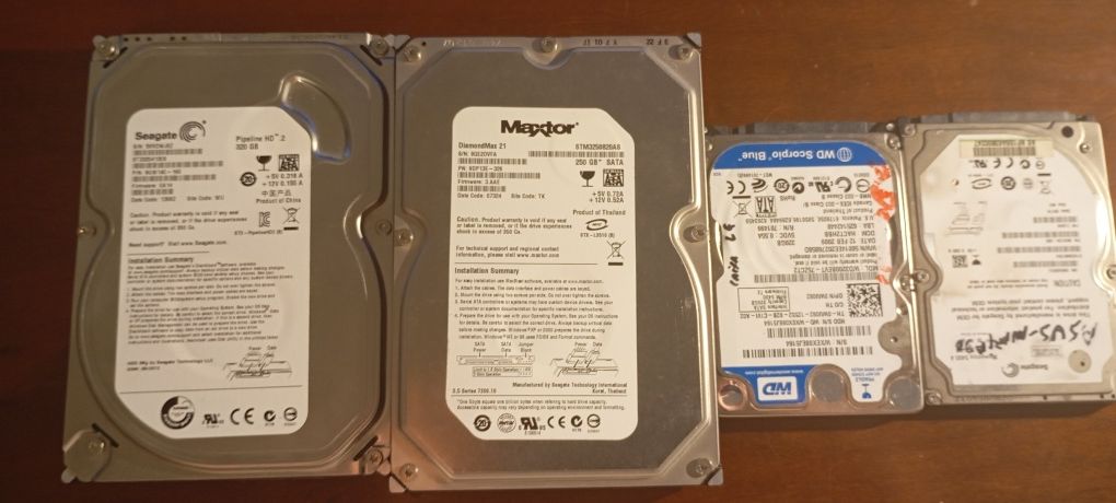 Lote de hdds por testar