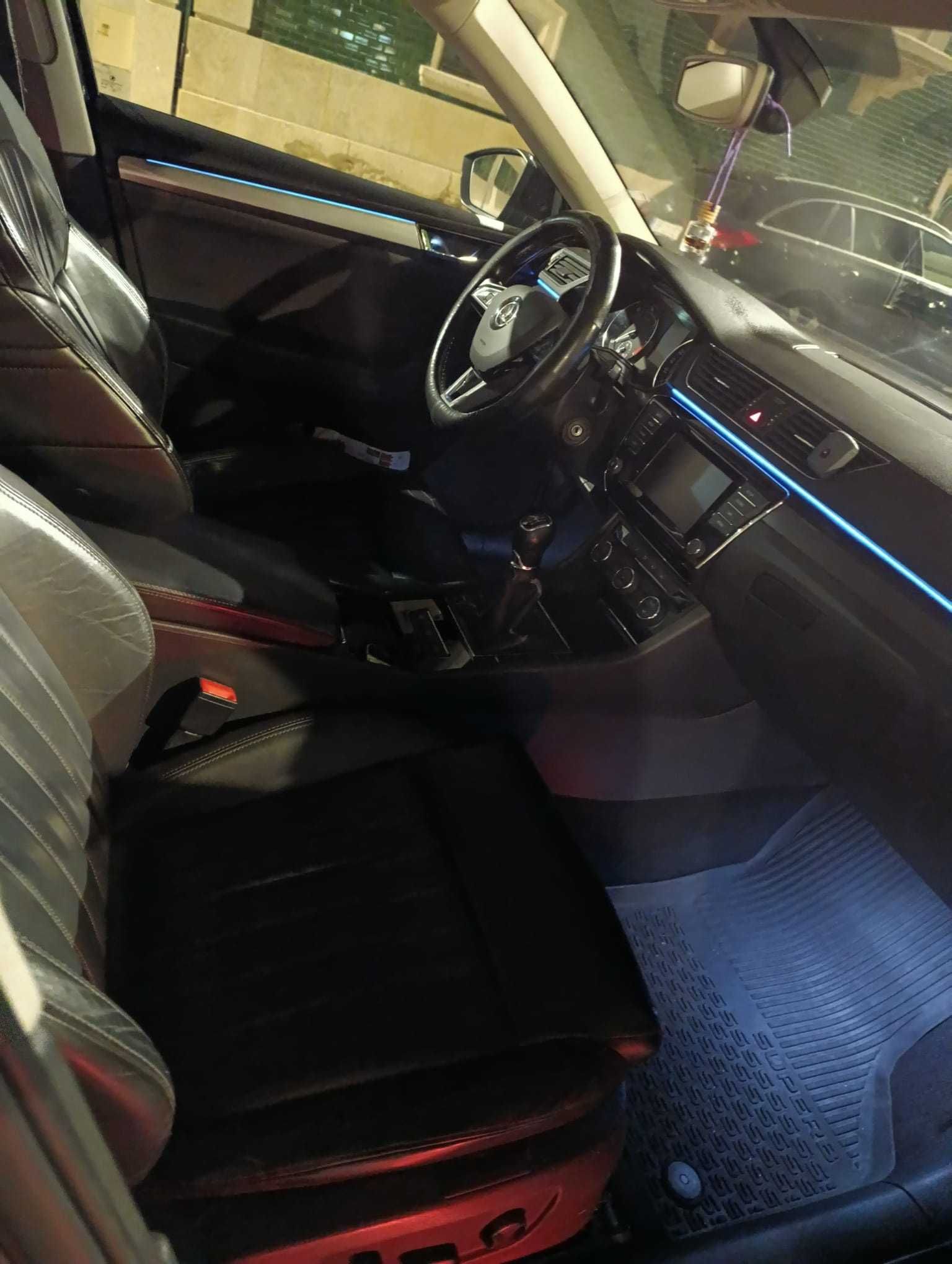 Skoda Superb  2.0 TDI