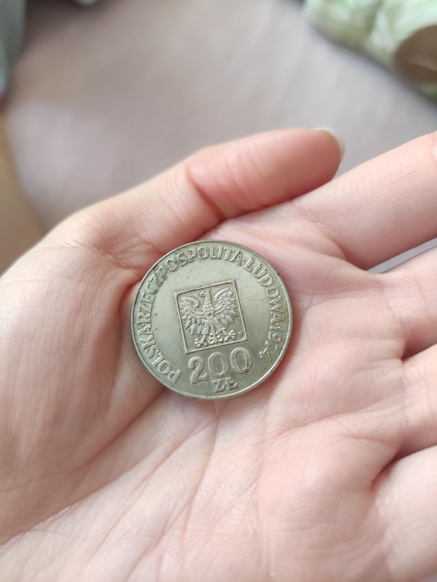 Moneta 200 zł XXX lat PRL 1974 rok