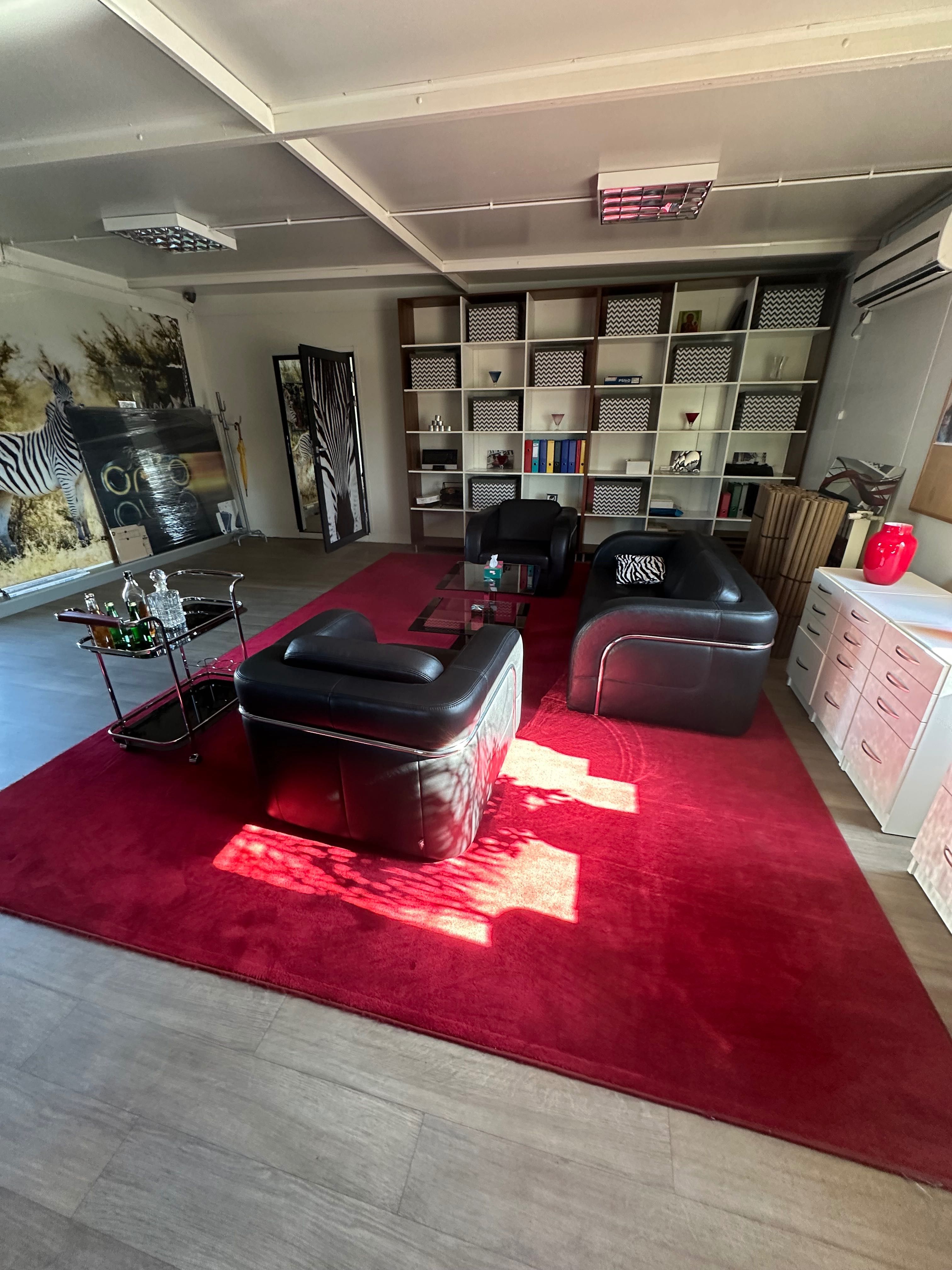 Wynajem Hala 320 m2+biura i inne 700m2 STREFA TSSE Wolne od 1.10.2025r