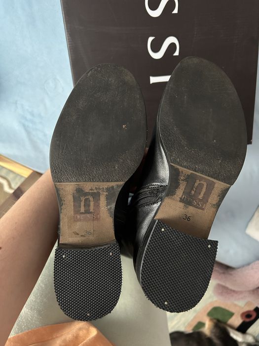 Skórzane kozaki 36 Nessi czarne długie płaskie