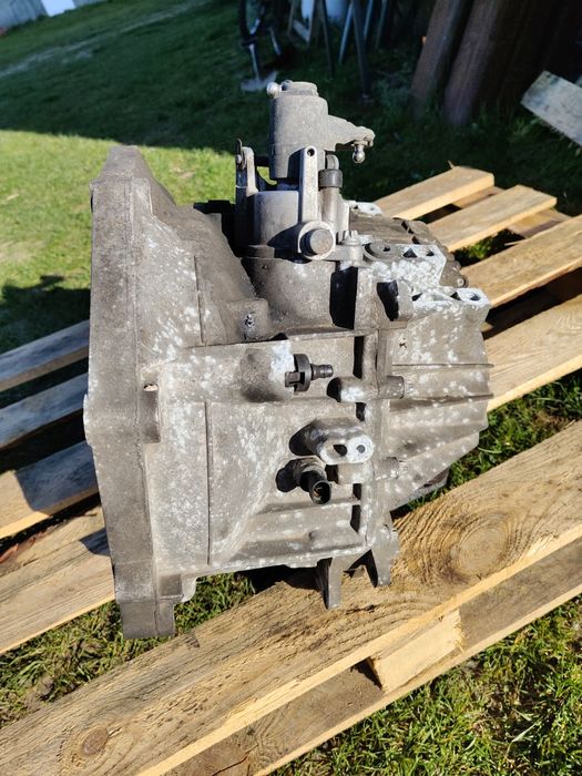 Skrzynia biegów M32 USZKODZONA