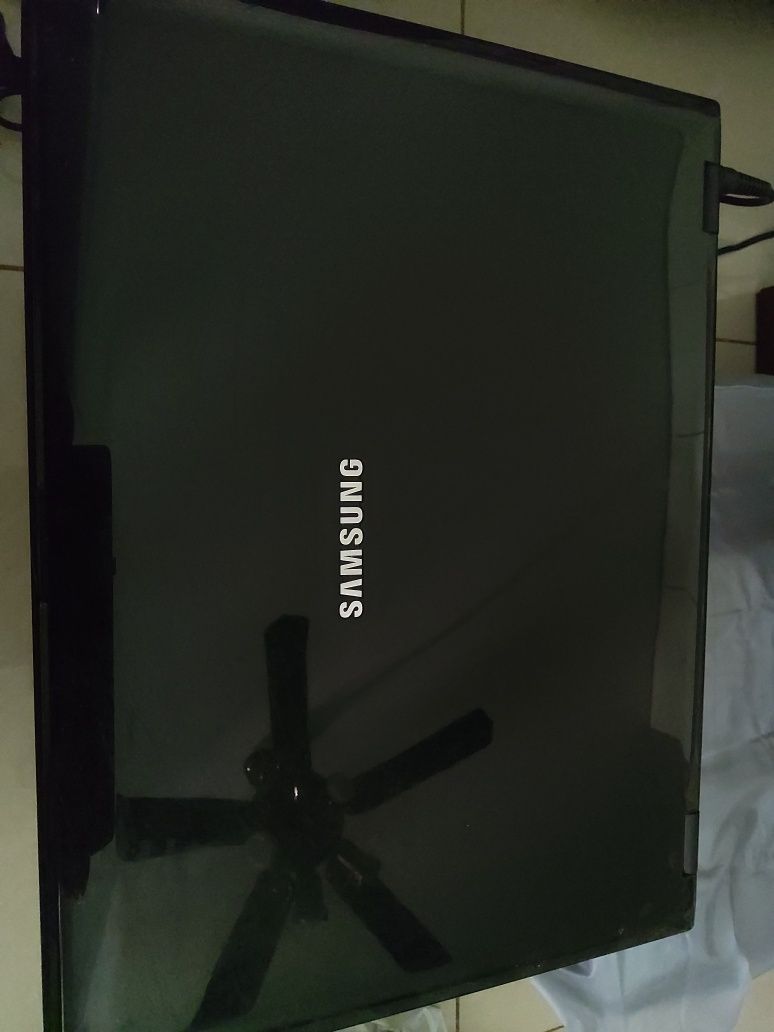 Laptop Samsung R61