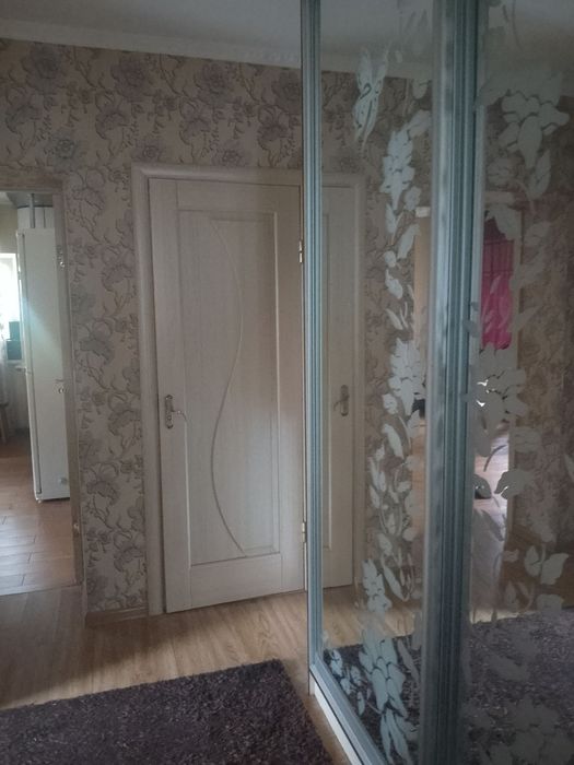 Отдельный дом в центре с отдельным двором, автономное отопление..