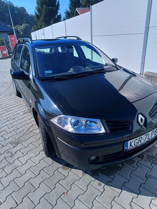 Renault Megane Kombi 1.9 dCi 131 KM – dużo nowych części, po gradobici