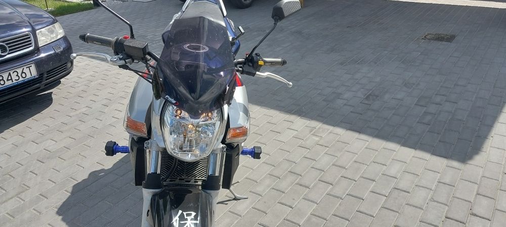 Motocykl Suzuki Gsr 600