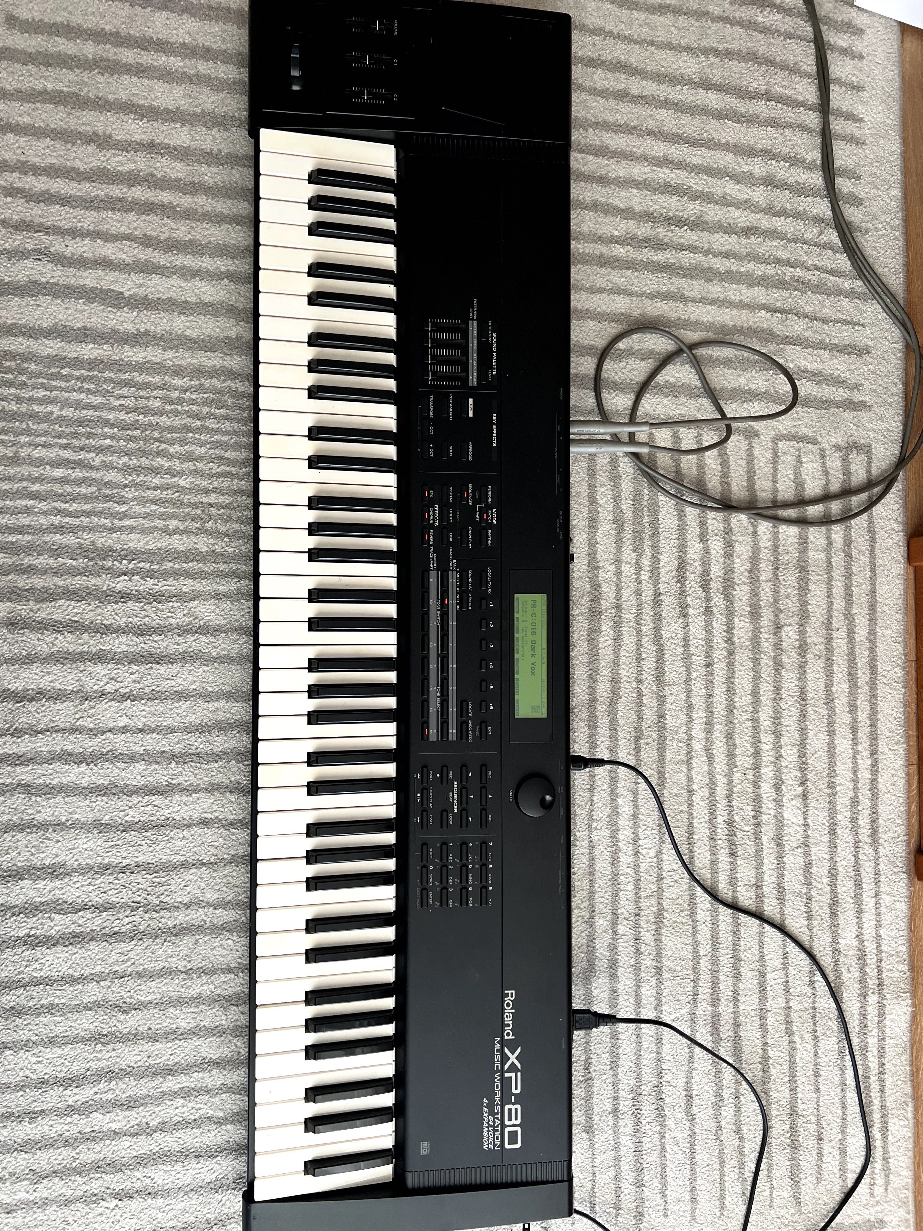 Workstation Roland XP 80