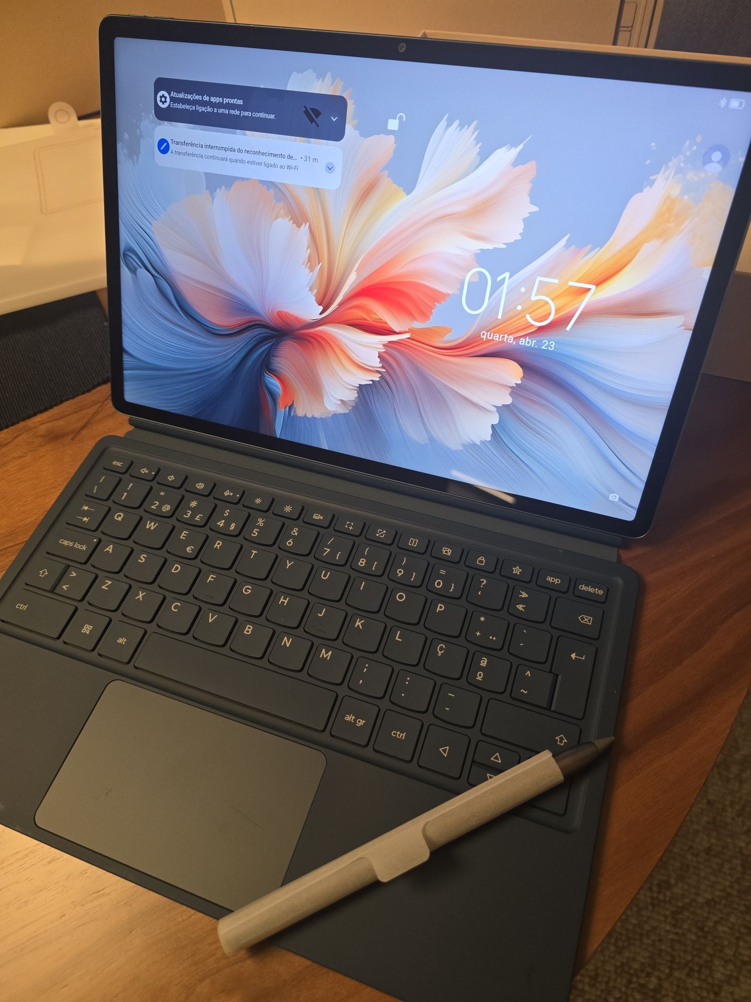 Lenovo Yoga Tab Plus 16GB/256GB NOVO + Teclado + Pen. Troca/retoma.