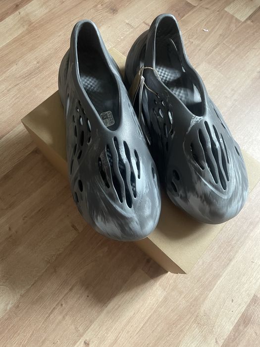 Yeezy Foam Runner MX Granite